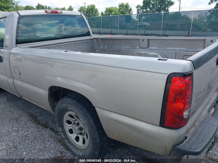 2005 Chevrolet Silverado 1500 Work Truck VIN: 1GCEC14X15Z214668 Lot: 39549348