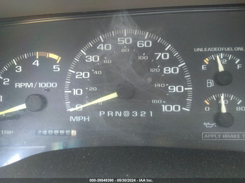 1995 Chevrolet Gmt-400 C2500 VIN: 1GCFC24K2SZ279460 Lot: 39549390