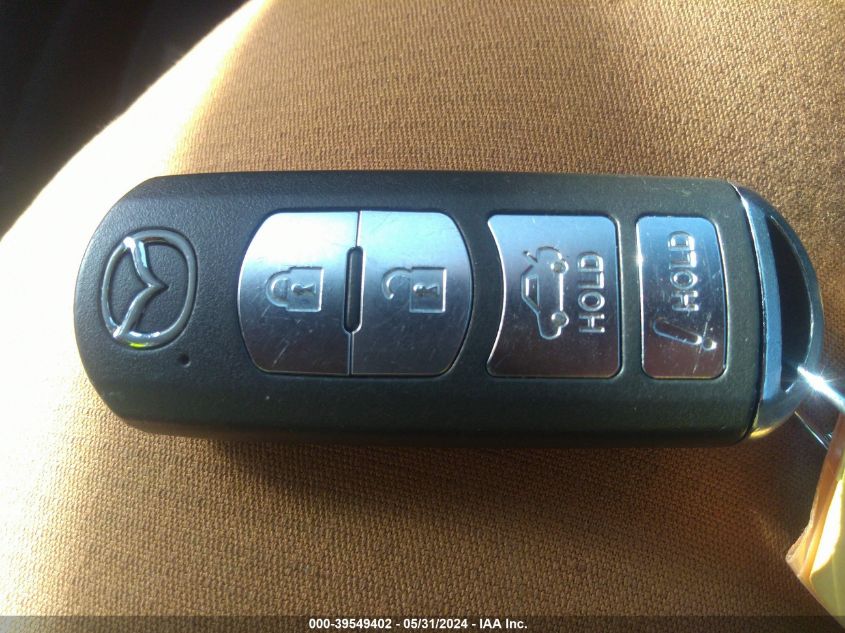 2014 Mazda Mazda3 I Touring VIN: JM1BM1V71E1172001 Lot: 39549402