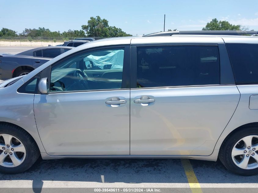 2015 Toyota Sienna Le 8 Passenger VIN: 5TDKK3DC9FS613393 Lot: 39549611
