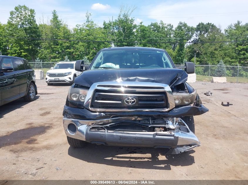 2012 Toyota Tundra Grade 5.7L V8 VIN: 5TFCY5F10CX014060 Lot: 39549613