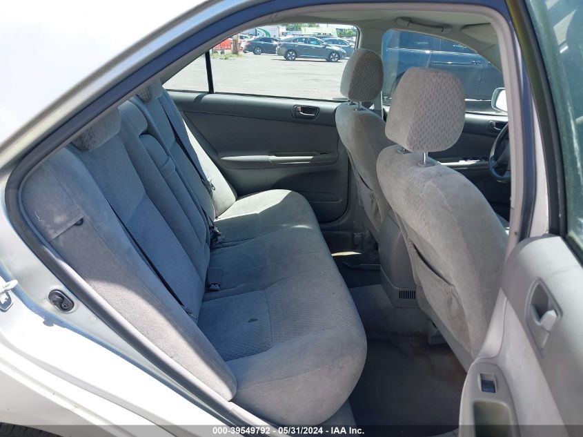 2004 Toyota Camry Le VIN: 4T1BE32K24U788459 Lot: 39549792