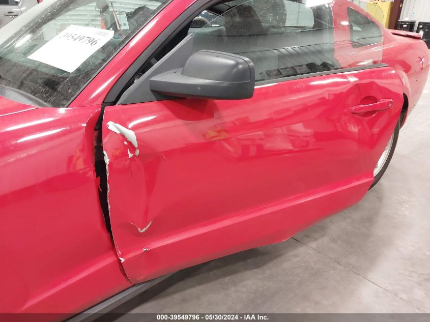 2005 Ford Mustang V6 Deluxe/V6 Premium VIN: 1ZVFT80NX55188674 Lot: 39549796