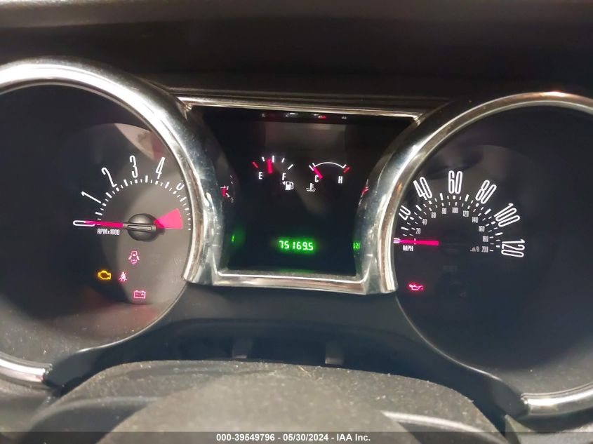 2005 Ford Mustang V6 Deluxe/V6 Premium VIN: 1ZVFT80NX55188674 Lot: 39549796