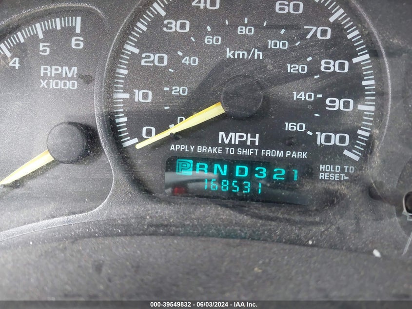 2000 Chevrolet Silverado 1500 Ls VIN: 1GCEC19T4YE337673 Lot: 39549832