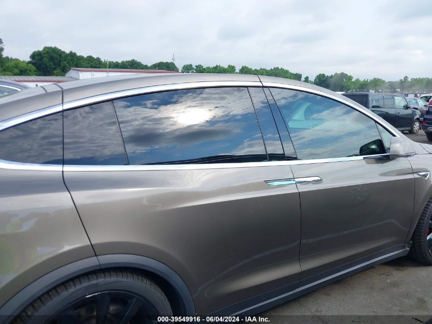 2016 Tesla Model X 75D/P100D/P90D VIN: 5YJXCBE43GFS00654 Lot: 39549916