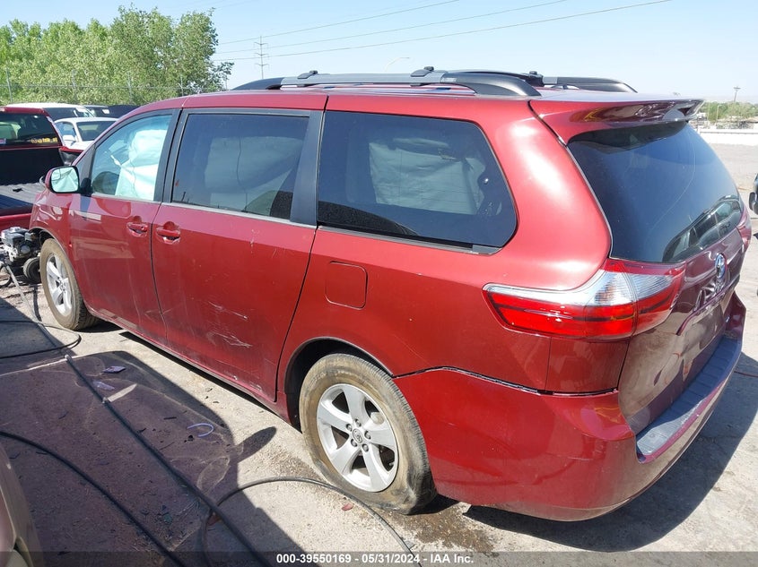 2017 Toyota Sienna Le 8 Passenger VIN: 5TDKZ3DC3HS884223 Lot: 39550169