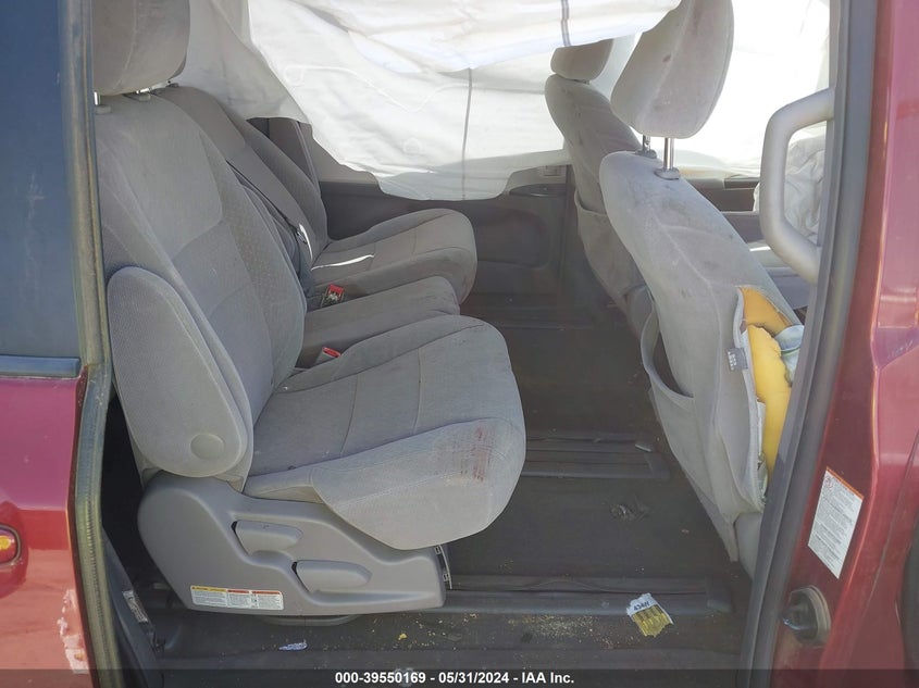 2017 Toyota Sienna Le 8 Passenger VIN: 5TDKZ3DC3HS884223 Lot: 39550169