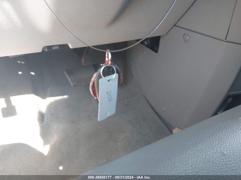 2008 Chrysler Town & Country Touring VIN: 2A8HR54P88R687350 Lot: 39550177