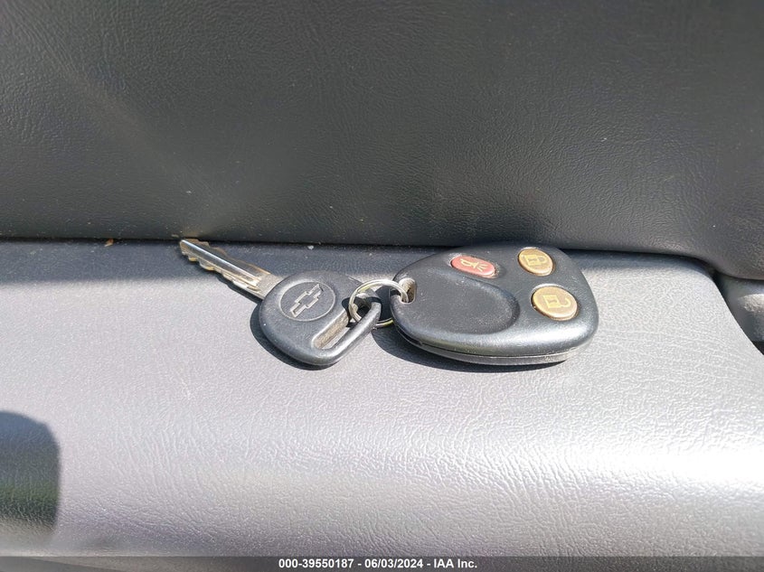 2006 Chevrolet Silverado 1500 Lt1 VIN: 1GCEK19B16Z247509 Lot: 39550187