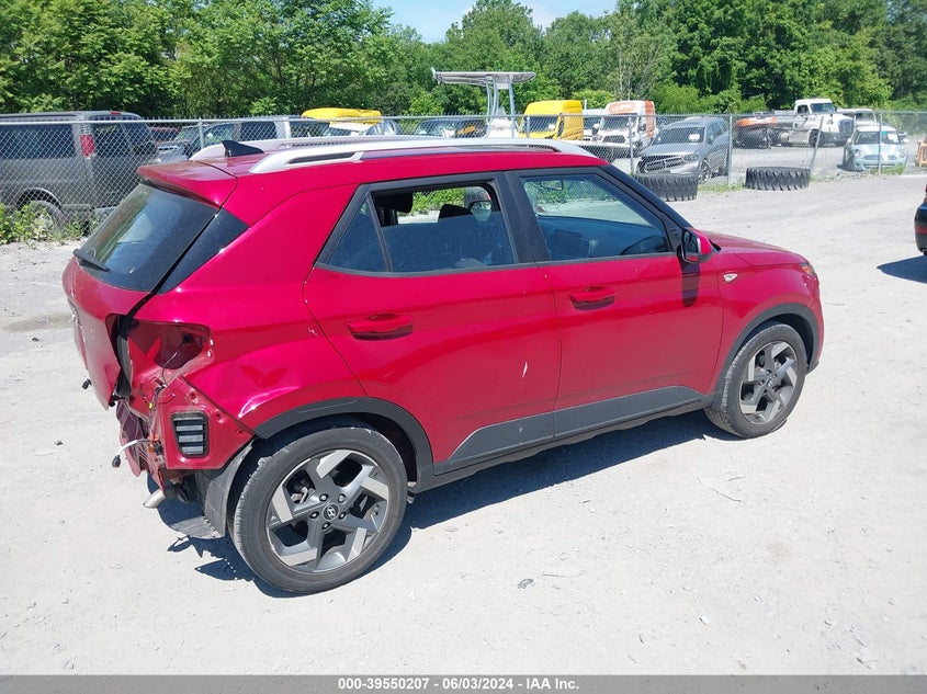 2022 Hyundai Venue Sel VIN: KMHRC8A32NU141041 Lot: 39550207