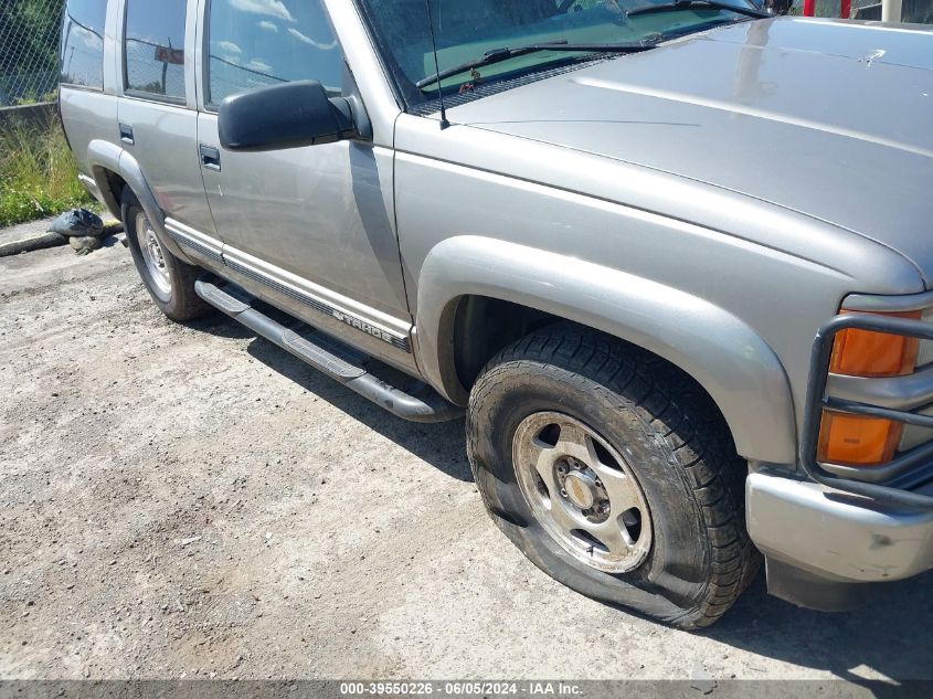 2000 Chevrolet Tahoe Z71 VIN: 1GNEK13R5YR131908 Lot: 39550226