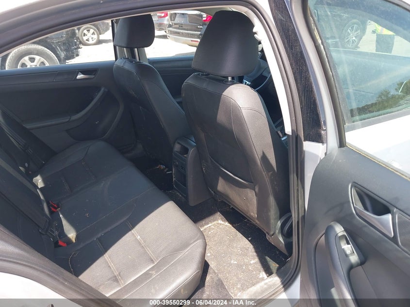 2012 Volkswagen Jetta 2.5L Se VIN: 3VWDP7AJ5CM397698 Lot: 39550299