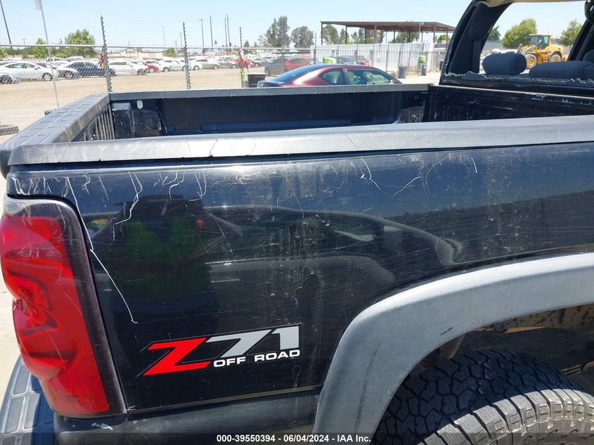 2004 Chevrolet Silverado 1500 Z71 VIN: 2GCEK13TX41413470 Lot: 39550394