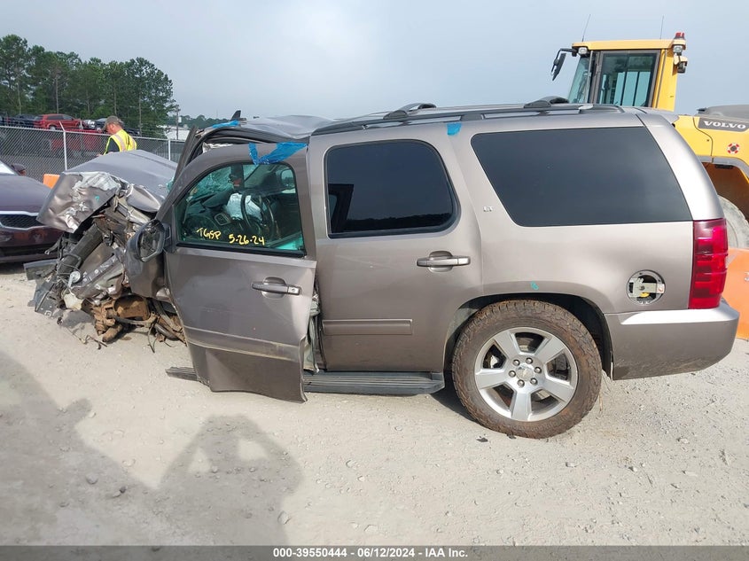 2014 Chevrolet Tahoe Lt VIN: 1GNSCBE08ER224843 Lot: 39550444