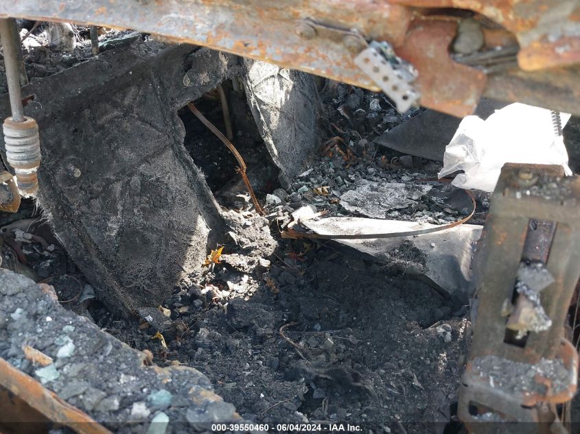 2009 BMW 328I VIN: WBAWL13539PX25396 Lot: 39550460