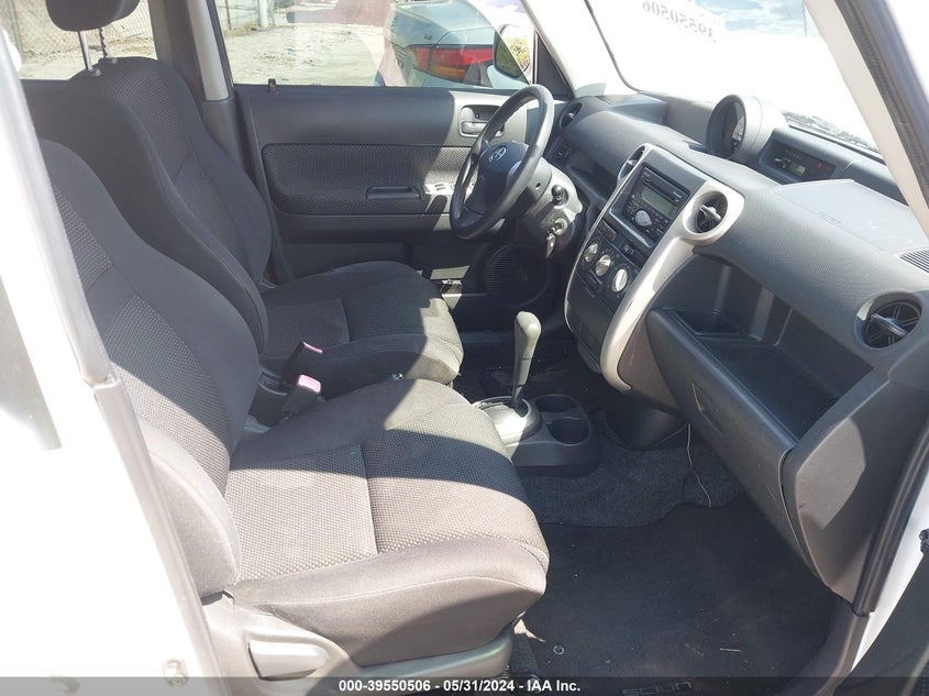 2005 Scion Xb VIN: JTLKT324450218536 Lot: 39550506