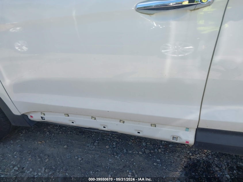 2017 Hyundai Santa Fe Limited VIN: KM8SN4HF5HU171028 Lot: 39550670