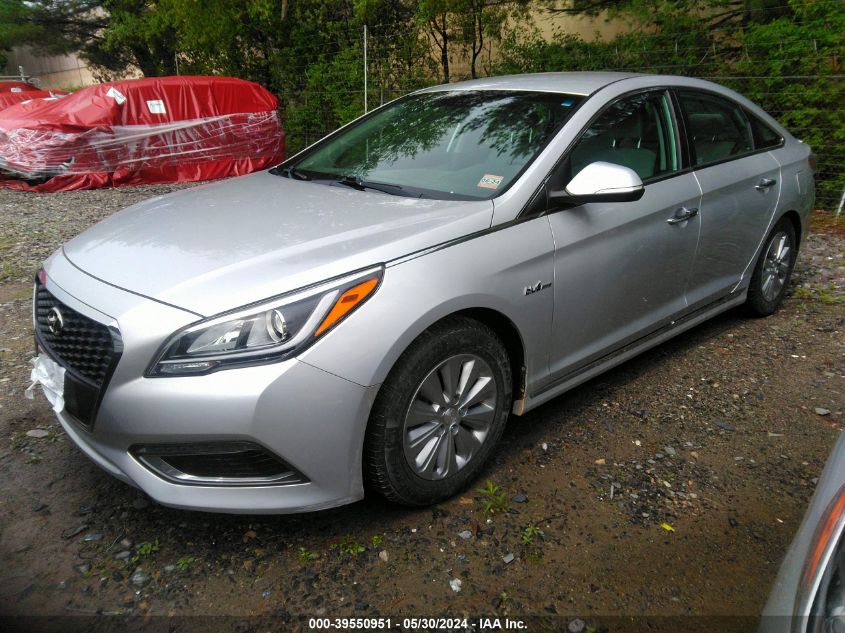 2016 Hyundai Sonata Hybrid Se VIN: KMHE24L19GA030240 Lot: 39550951