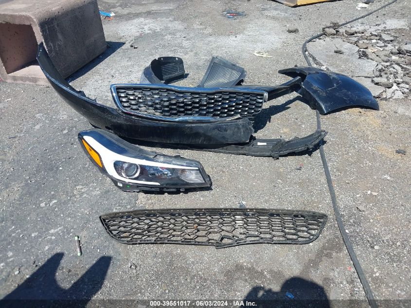 2017 Kia Forte Lx VIN: 3KPFK4A70HE042436 Lot: 39551017