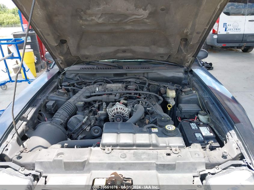 2004 Ford Mustang Gt VIN: 1FAFP45X24F135766 Lot: 39551076