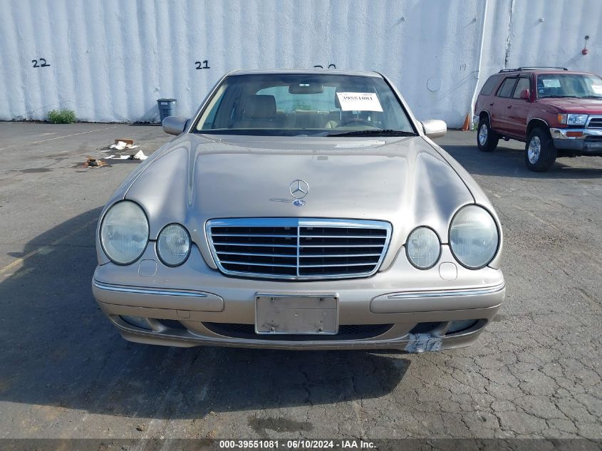 2001 Mercedes-Benz E 320 4Matic VIN: WDBJF82J81X048635 Lot: 39551081