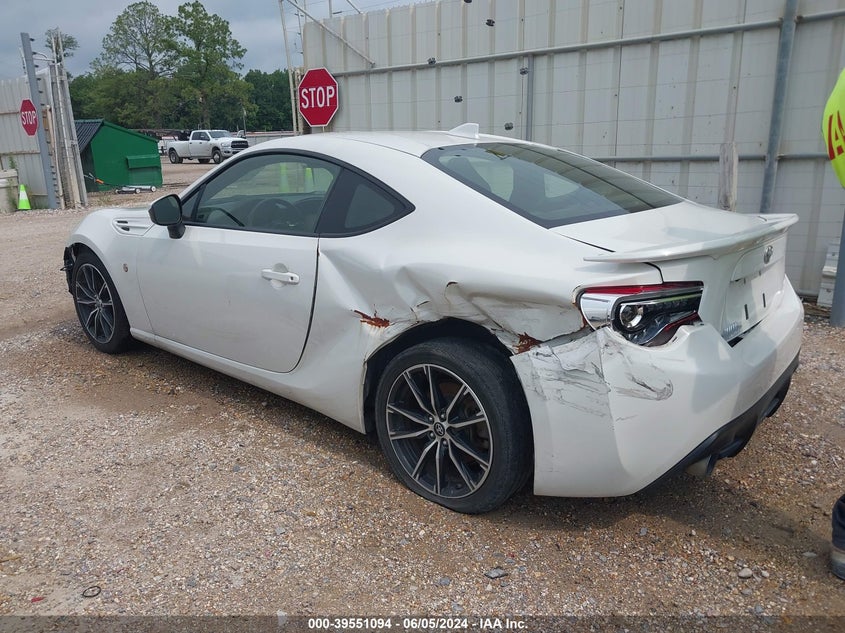 2017 Toyota 86 VIN: JF1ZNAA18H8708926 Lot: 39551094