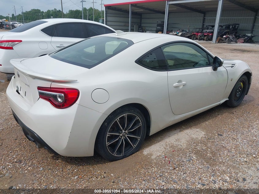 2017 Toyota 86 VIN: JF1ZNAA18H8708926 Lot: 39551094
