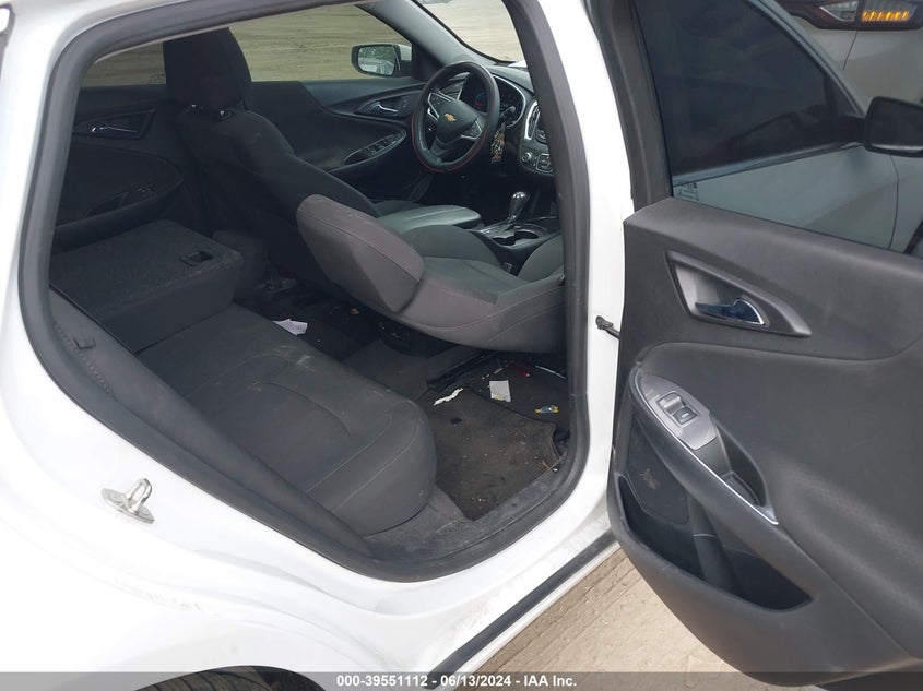 2018 Chevrolet Malibu Lt VIN: 1G1ZD5STXJF131251 Lot: 39551112