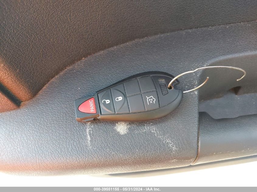 2008 Jeep Commander Sport VIN: 1J8HH48K48C155517 Lot: 39551155