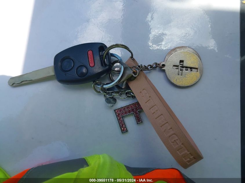 2008 Honda Fit Sport VIN: JHMGD38678S044153 Lot: 39551178