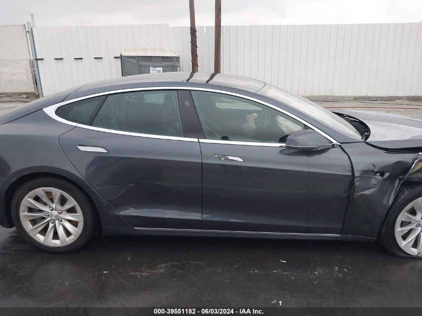 2018 Tesla Model S 100D/75D/P100D VIN: 5YJSA1E23JF281252 Lot: 39551182