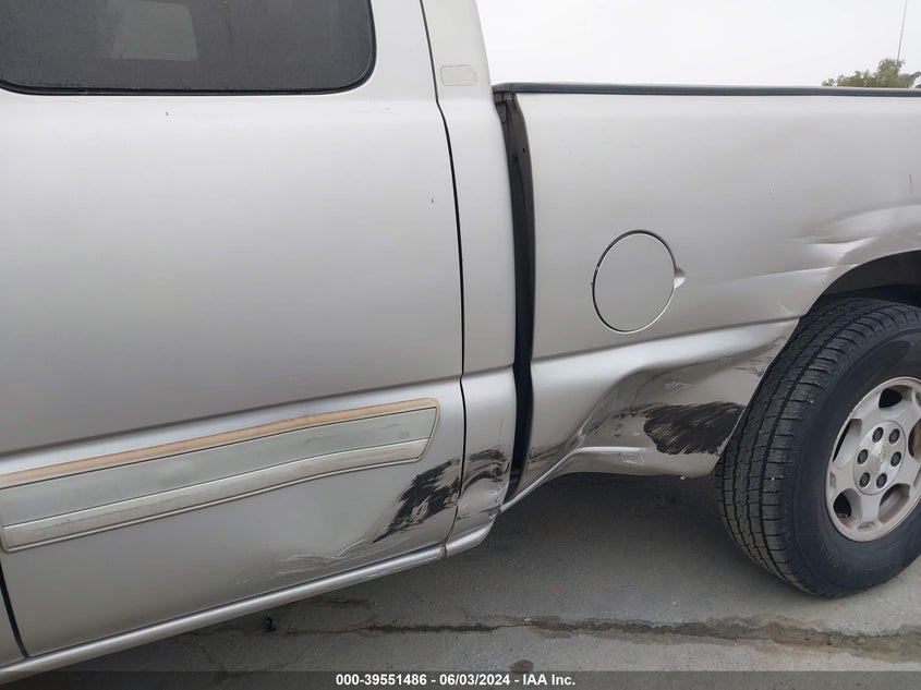2004 Chevrolet Silverado 1500 Ls VIN: 2GCEC19T641332633 Lot: 39551486