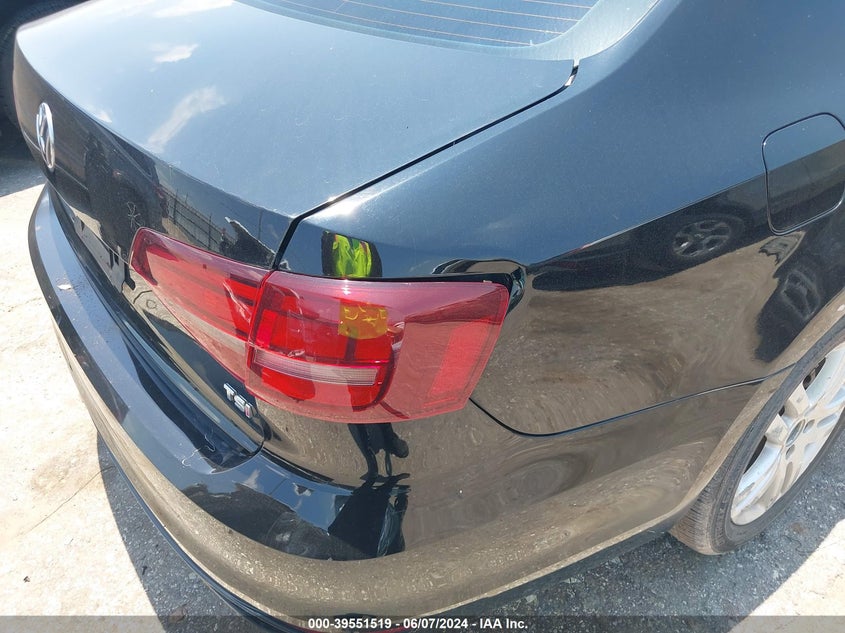 2018 Volkswagen Jetta 1.4T S VIN: 3VW2B7AJXJM257472 Lot: 39551519