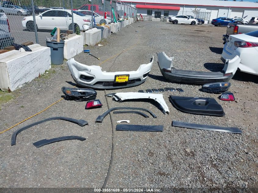 2019 Jeep Cherokee Latitude Fwd VIN: 1C4PJLCX2KD111117 Lot: 39551689