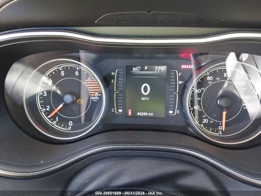 2019 Jeep Cherokee Latitude Fwd VIN: 1C4PJLCX2KD111117 Lot: 39551689