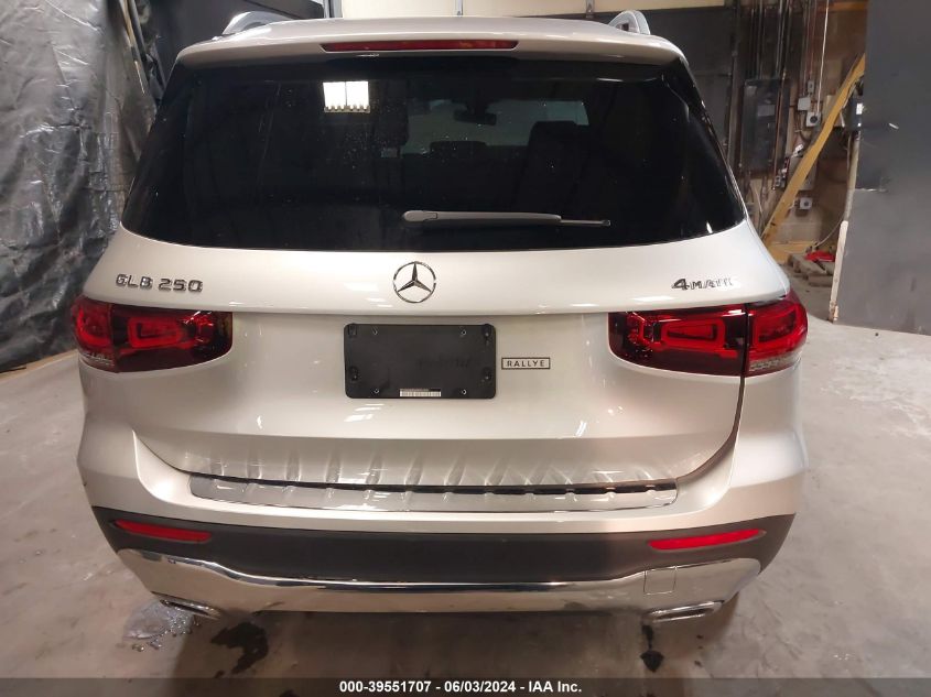 W1N4M4HB6PW283894 2023 Mercedes-Benz Glb 250 4Matic