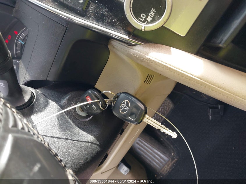 2012 Toyota Camry Le VIN: 4T4BF1FKXCR247093 Lot: 39551844