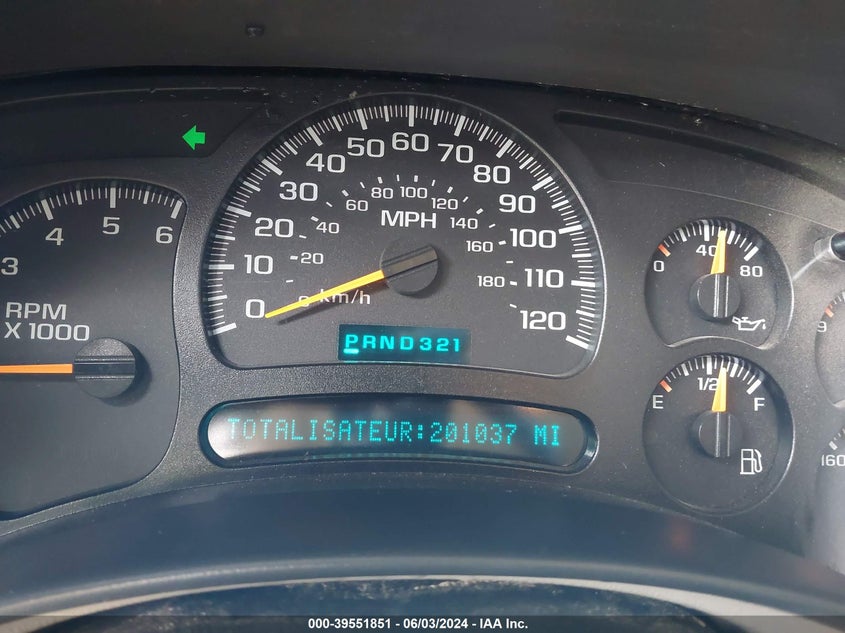 2005 Chevrolet Silverado 1500 Z71 VIN: 2GCEK13T151173646 Lot: 39551851