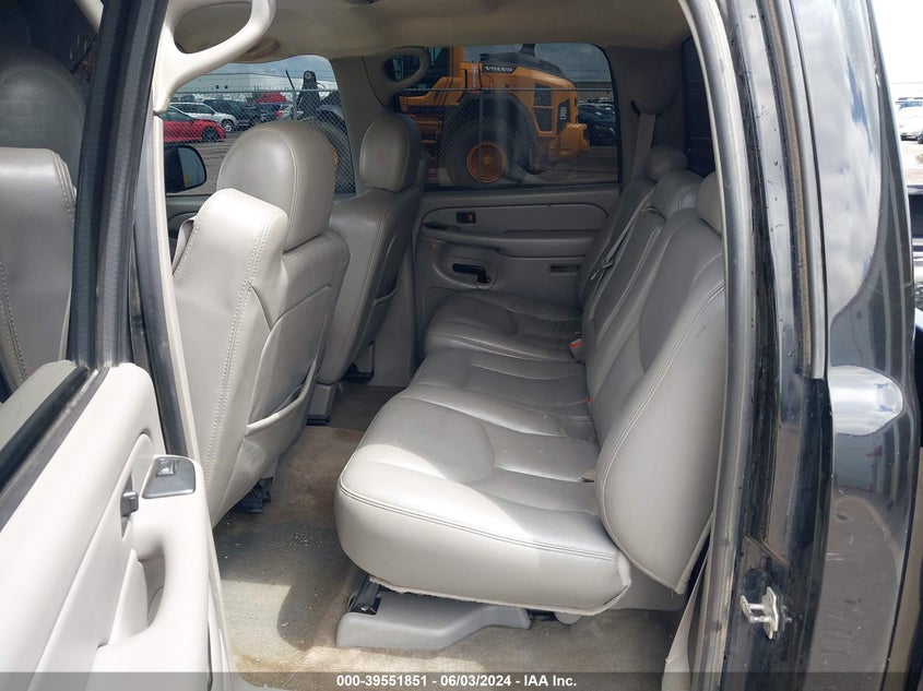 2005 Chevrolet Silverado 1500 Z71 VIN: 2GCEK13T151173646 Lot: 39551851