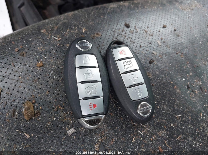 2015 Nissan Rogue S/Sl/Sv VIN: 5N1AT2MVXFC913381 Lot: 39551945