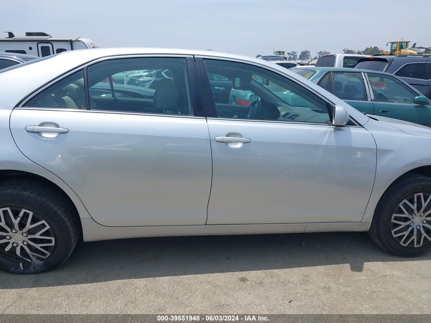 2007 Toyota Camry Ce/Le/Xle/Se VIN: 4T1BE46K17U709948 Lot: 39551948