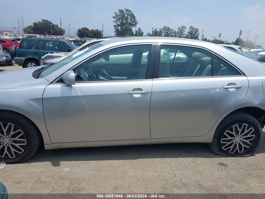 2007 Toyota Camry Ce/Le/Xle/Se VIN: 4T1BE46K17U709948 Lot: 39551948
