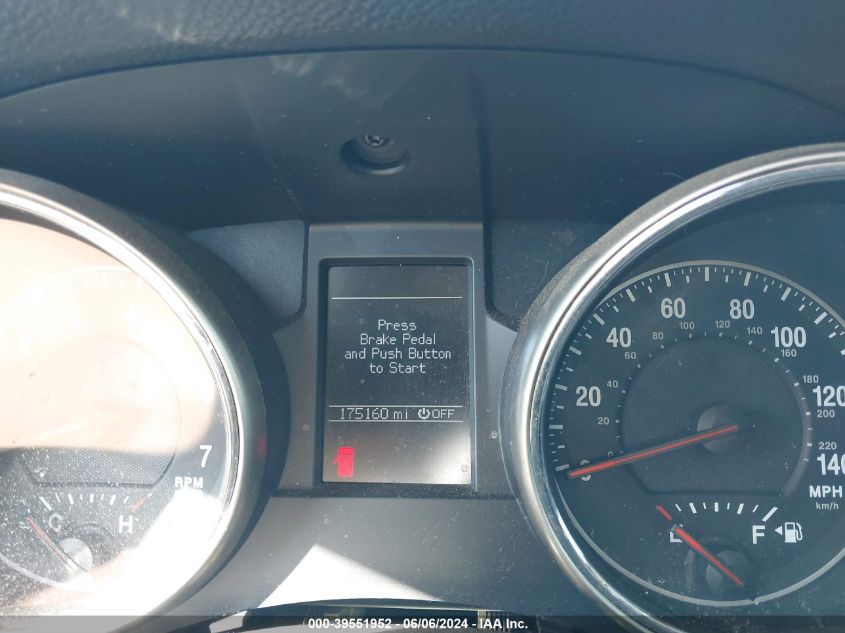 2012 Jeep Grand Cherokee Laredo VIN: 1C4RJFAT2CC353987 Lot: 39551952