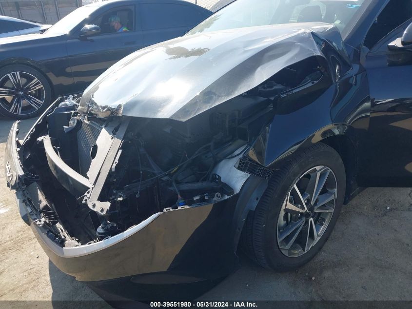 2022 Kia Forte Lxs VIN: 3KPF24AD9NE466425 Lot: 39551980