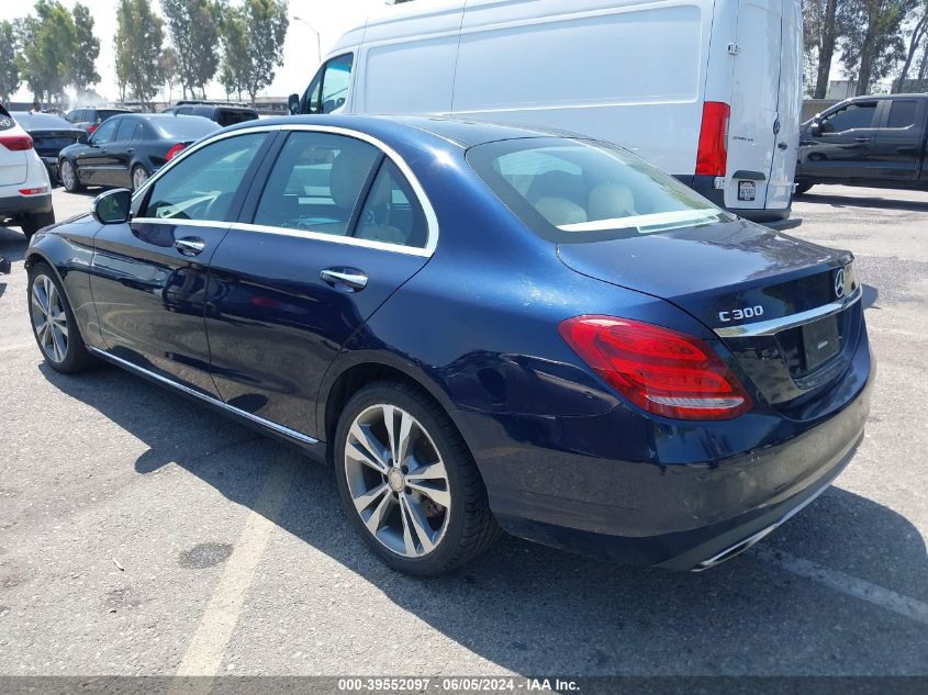 2015 Mercedes-Benz C 300 4Matic/Luxury 4Matic/Sport 4Matic VIN: 55SWF4KB8FU037076 Lot: 39552097