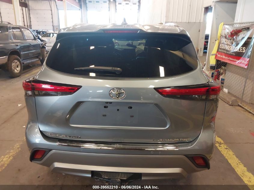 5TDFZRBHXNS182740 2022 TOYOTA HIGHLANDER - Image 16