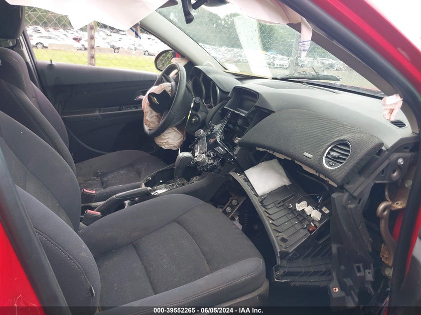 2016 CHEVROLET CRUZE LIMITED 1LT AUTO - 1G1PE5SB4G7174059