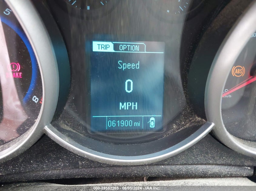 2016 CHEVROLET CRUZE LIMITED 1LT AUTO - 1G1PE5SB4G7174059