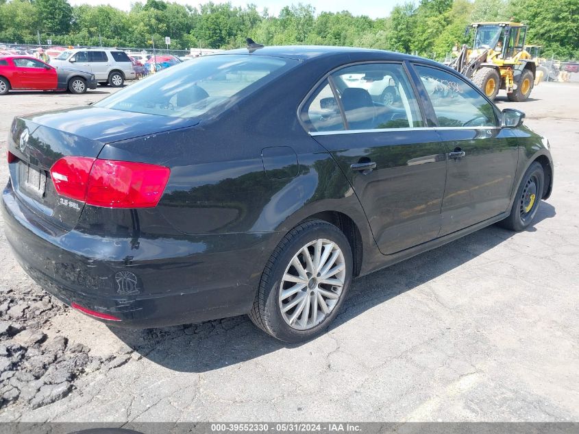 2012 Volkswagen Jetta 2.5L Sel VIN: 3VWLP7AJ8CM347647 Lot: 39552330